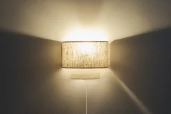 Applique murale design en lin beige et effet travertin H20 cm SEMA