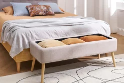 Banc coffre en tissu effet velours texturé beige et bois clair massif L120 cm LARS