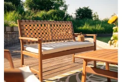 Banc de jardin en bois massif 2 places avec coussin blanc et sangles L114 cm SANTANA
