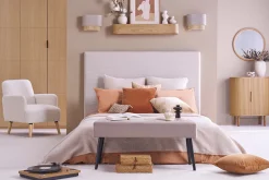 Banc design capitonné en tissu velours taupe et métal noir L96 cm GUESTA