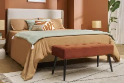 Banc design capitonné en velours terre brûlée et métal noir L95 cm GUESTA