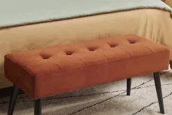 Banc design capitonné en velours terre brûlée et métal noir L95 cm GUESTA