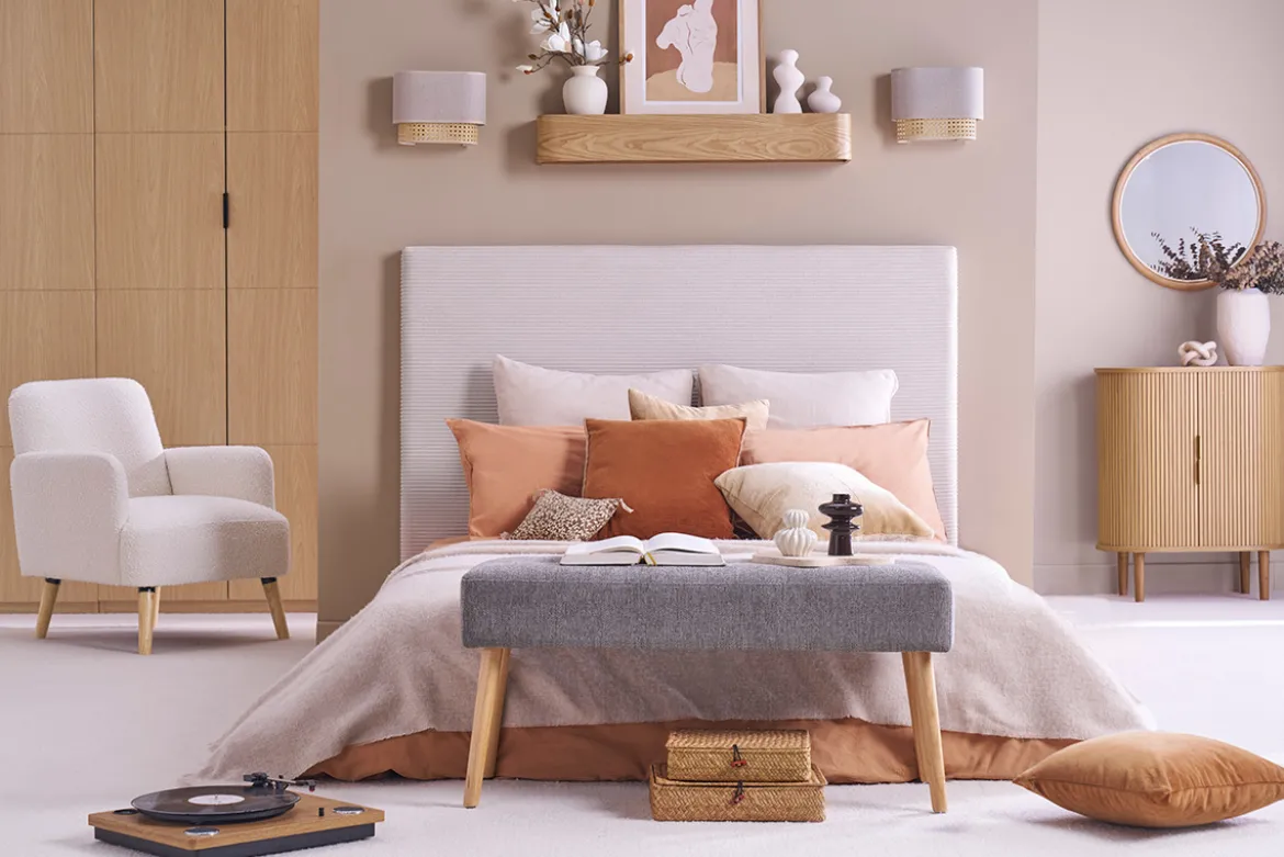 Banc scandinave capitonné en tissu effet velours texturé gris foncé et bois clair L96 cm GUESTA