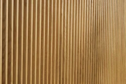 Buffet design en bois clair chêne massif gravé 4 portes L180 cm GOSHI