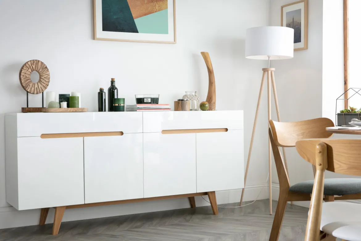 Buffet scandinave blanc laqué brillant et finition bois clair 4 portes 2 tiroirs L180 cm MELKA