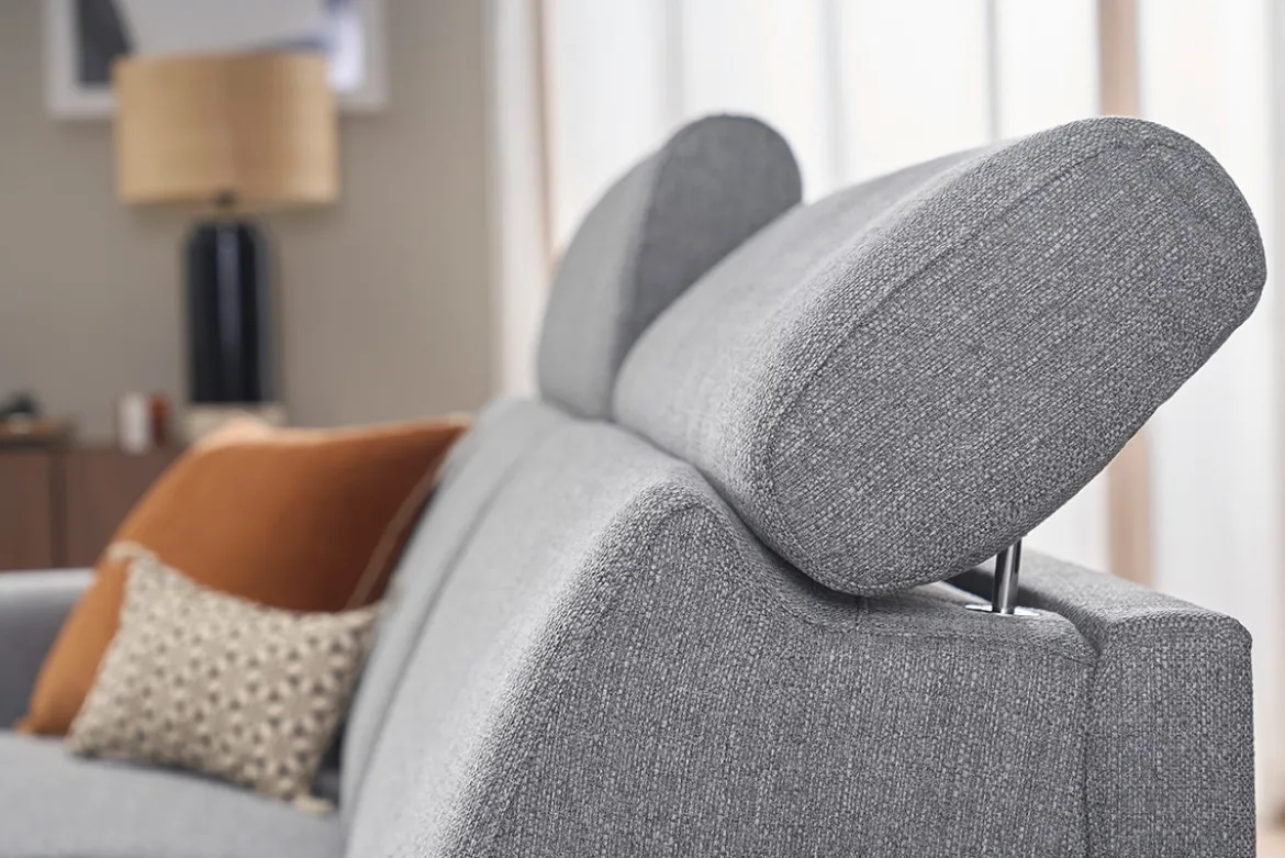 Canapé convertible avec têtières ajustables 3 places en tissu gris clair avec matelas 18 cm NORO