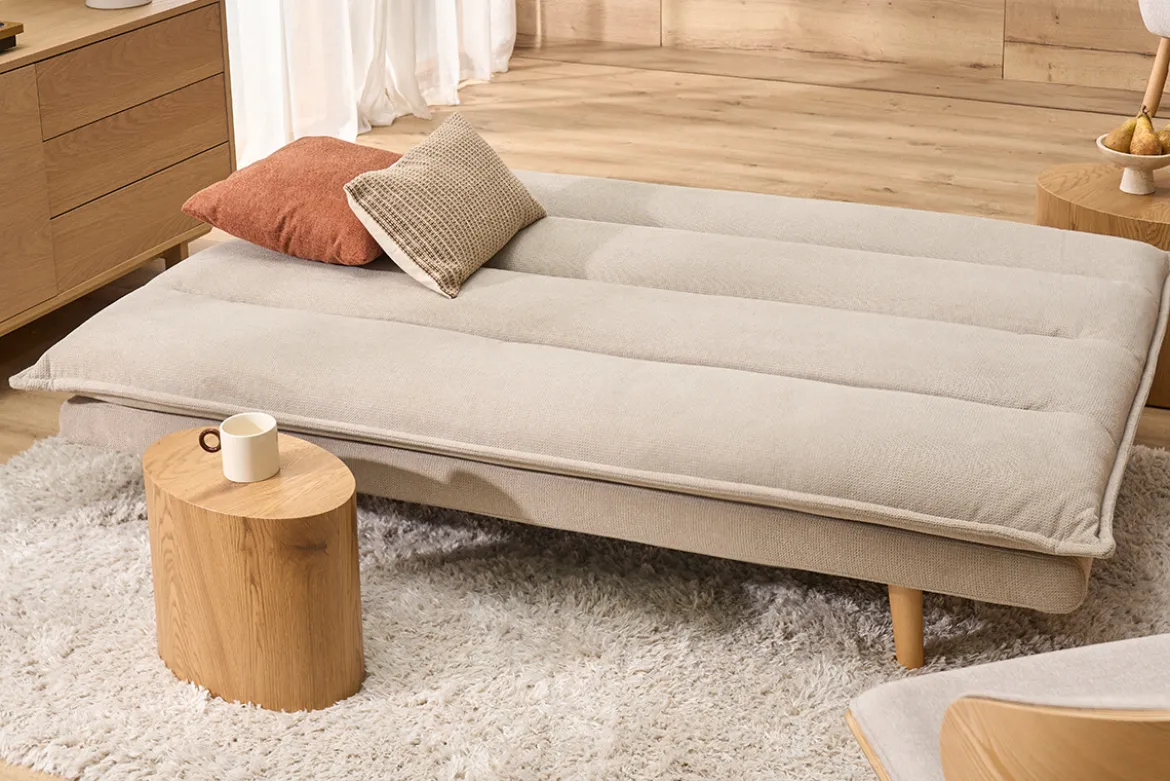 Canapé convertible 3 places en tissu chenille beige et bois clair BINGO