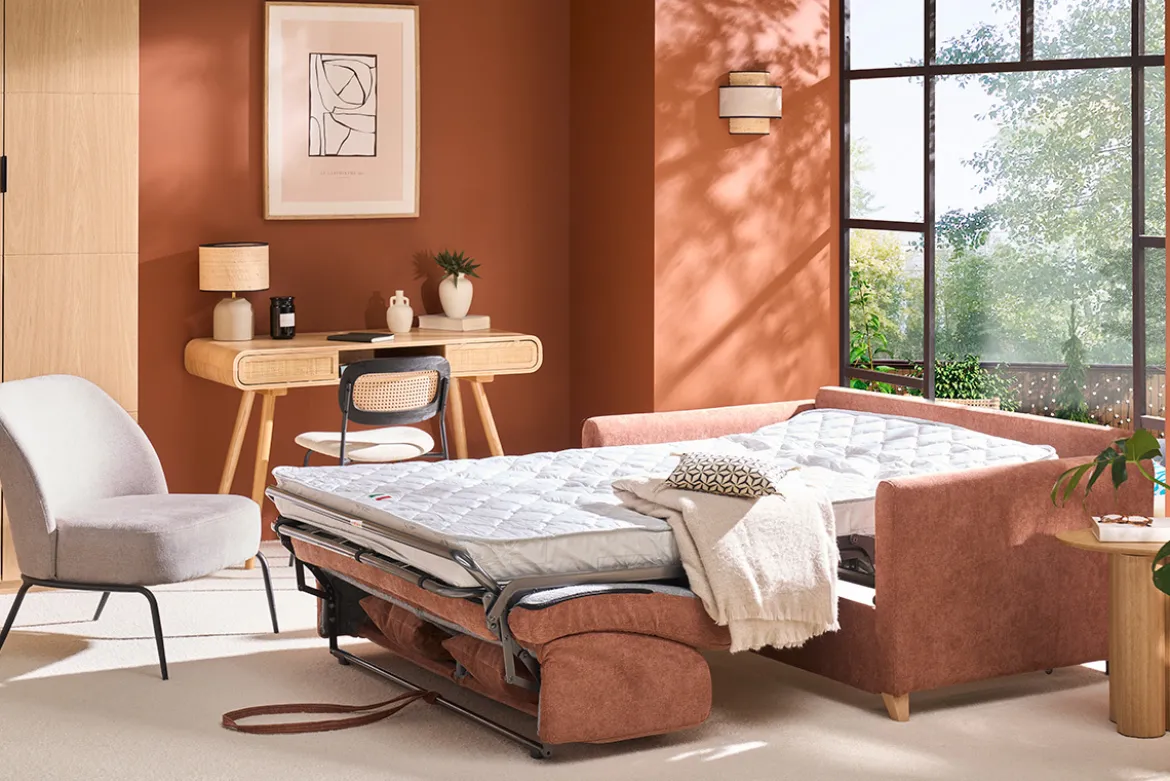 Canapé convertible 2-3 places en tissu effet velours terre brûlée et bois clair avec matelas 13 cm SKANDY