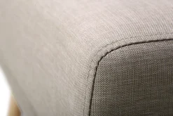 Canapé convertible scandinave 3 places avec repose-pieds en tissu beige et bois clair ULLA