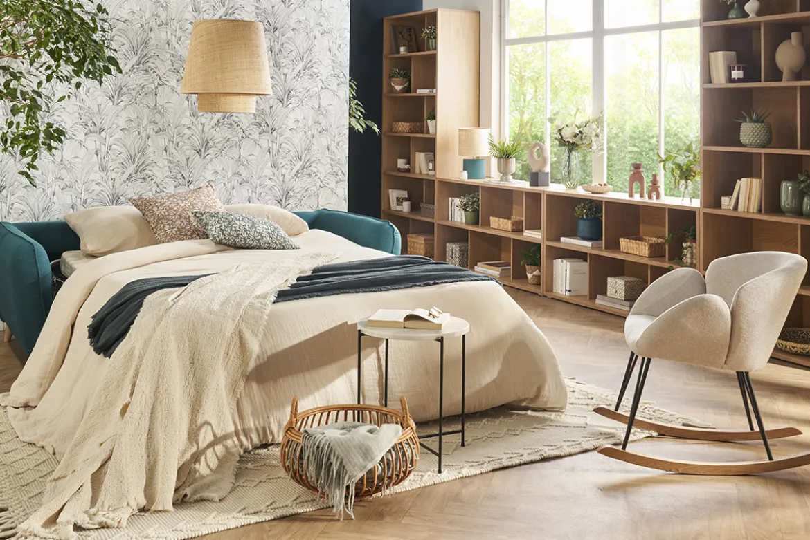 Canapé convertible scandinave 3 places en tissu bleu paon et bois clair avec matelas 10 cm CREEP