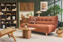 Canapé convertible scandinave 3 places en tissu chenille terre brûlée et bois clair YUMI