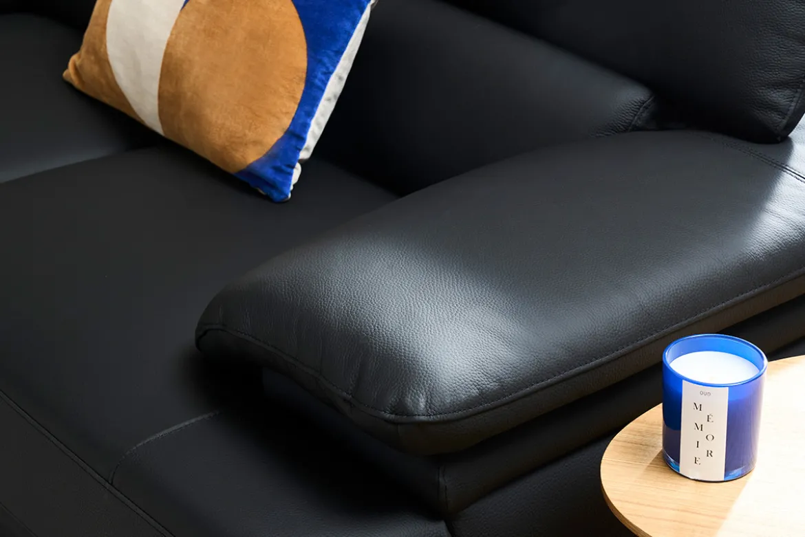 Canapé cuir noir et acier chromé avec têtières ajustables 2 places EWING