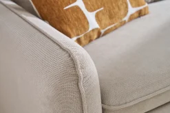 Canapé d'angle convertible réversible avec coffre 3 places en tissu chenille beige et bois clair ORSO