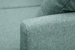 Canapé d'angle droit déhoussable scandinave 4 places en tissu vert de gris et bois clair OSLO