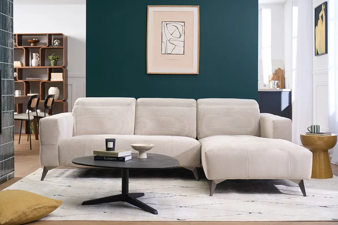 Canapé d'angle droit 3 places avec têtières ajustables en tissu chenille beige et métal NORELL
