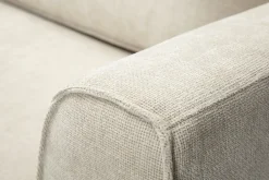 Canapé d'angle gauche design en tissu effet velours texturé beige 3 places GRAMMY