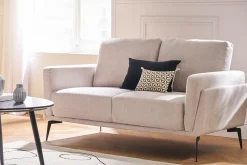 Canapé design 2 places en tissu effet velours texturé beige et métal noir MOSCO