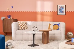 Canapé design 3 places en tissu effet velours texturé beige CORTO