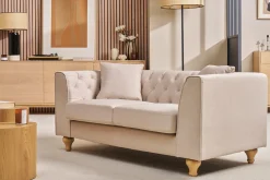 Canapé 2 places capitonné en tissu beige et bois clair MONTAIGNE