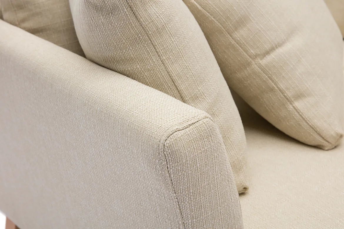 Canapé scandinave déhoussable 2 places en tissu beige et bois clair OSLO
