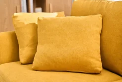 Canapé scandinave déhoussable 2 places en tissu effet velours jaune moutarde et bois clair OSLO
