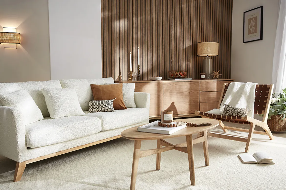 Canapé scandinave déhoussable 3 places en tissu effet laine bouclée blanc cassé et bois clair OSLO
