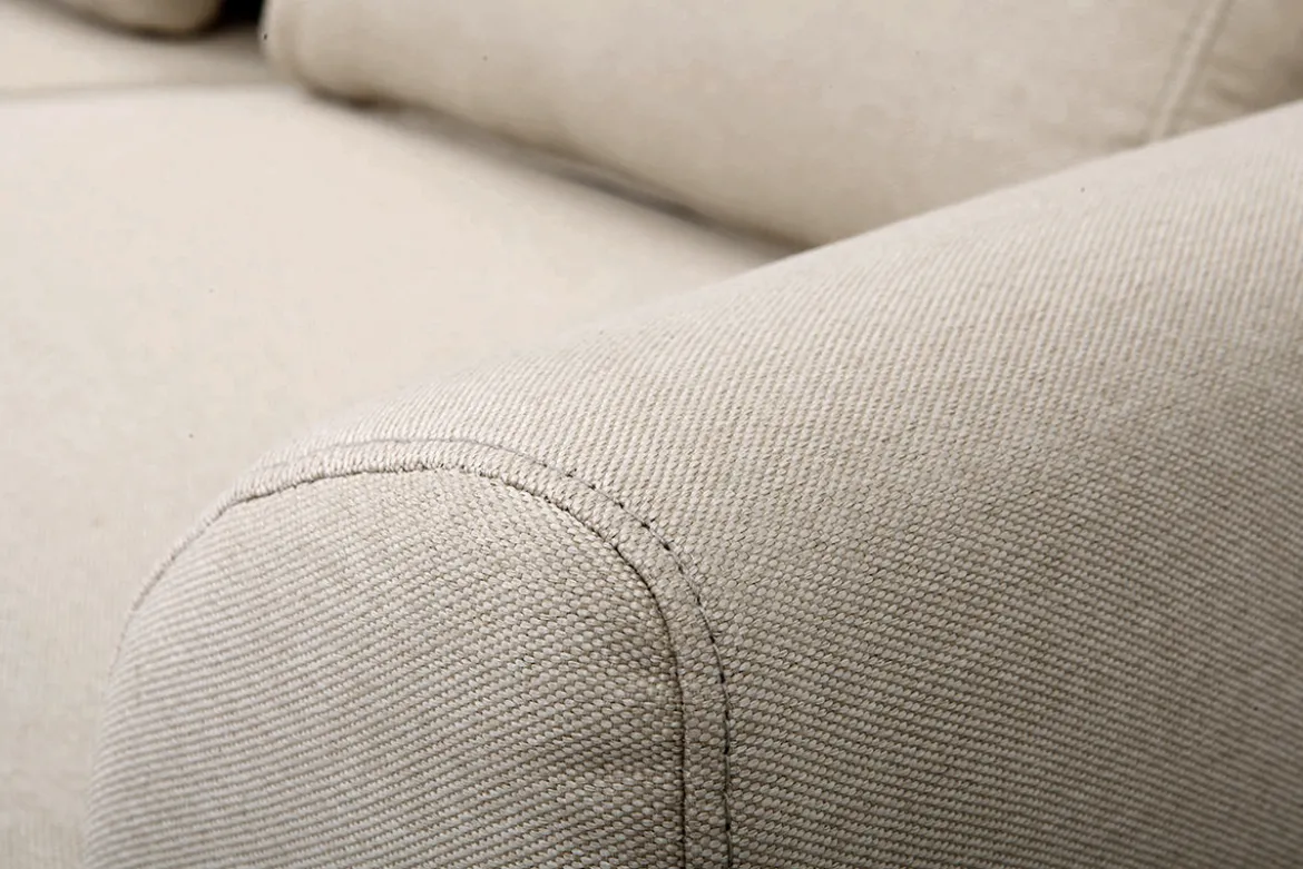 Canapé scandinave 2 places en tissu beige et bois clair EKTOR