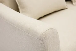 Canapé scandinave 2 places en tissu beige et bois clair KATE