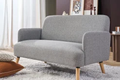 Canapé scandinave 2 places en tissu gris clair et bois clair ISKO