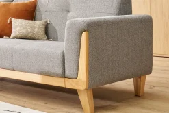 Canapé scandinave 3 places en tissu gris et bois clair FJORD