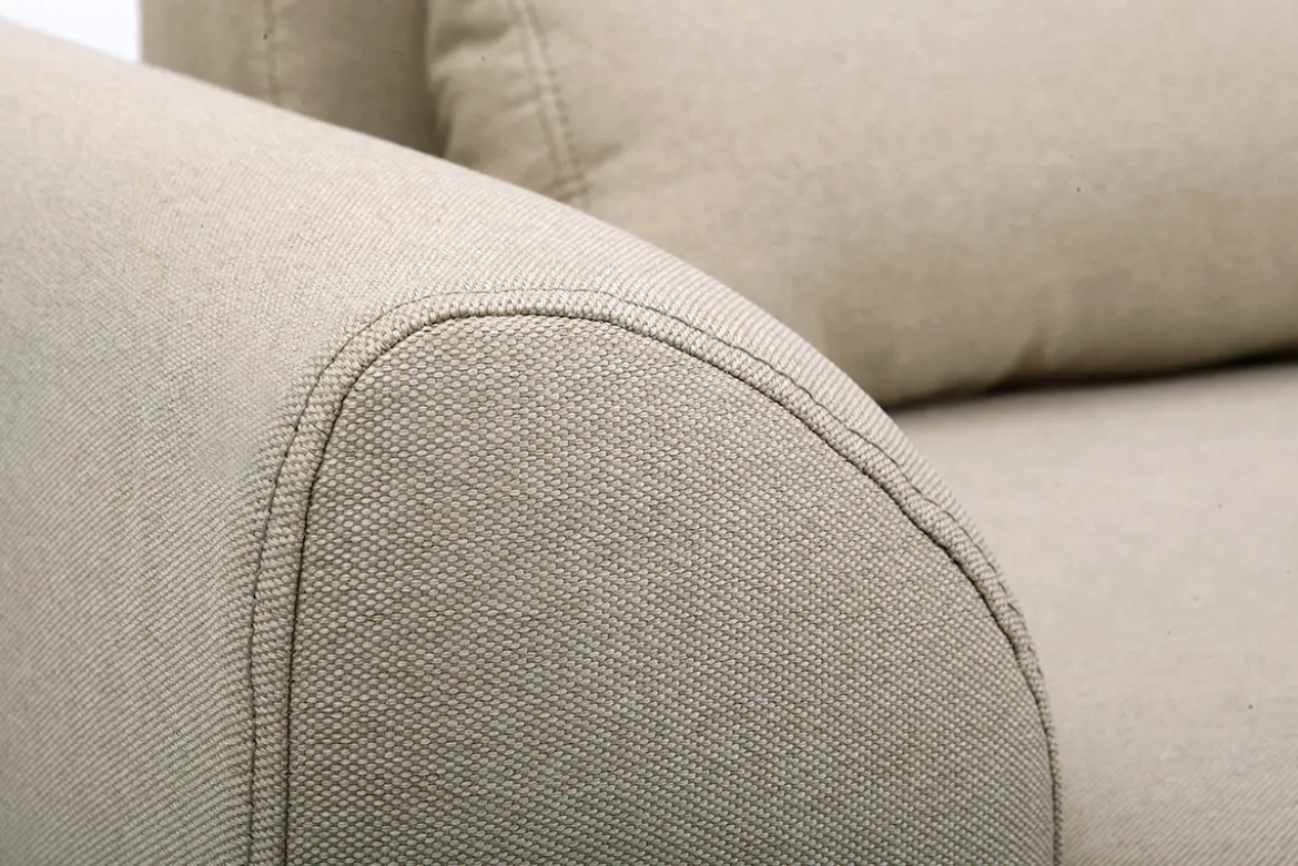 Canapé scandinave 3 places en tissu beige et bois clair EKTOR