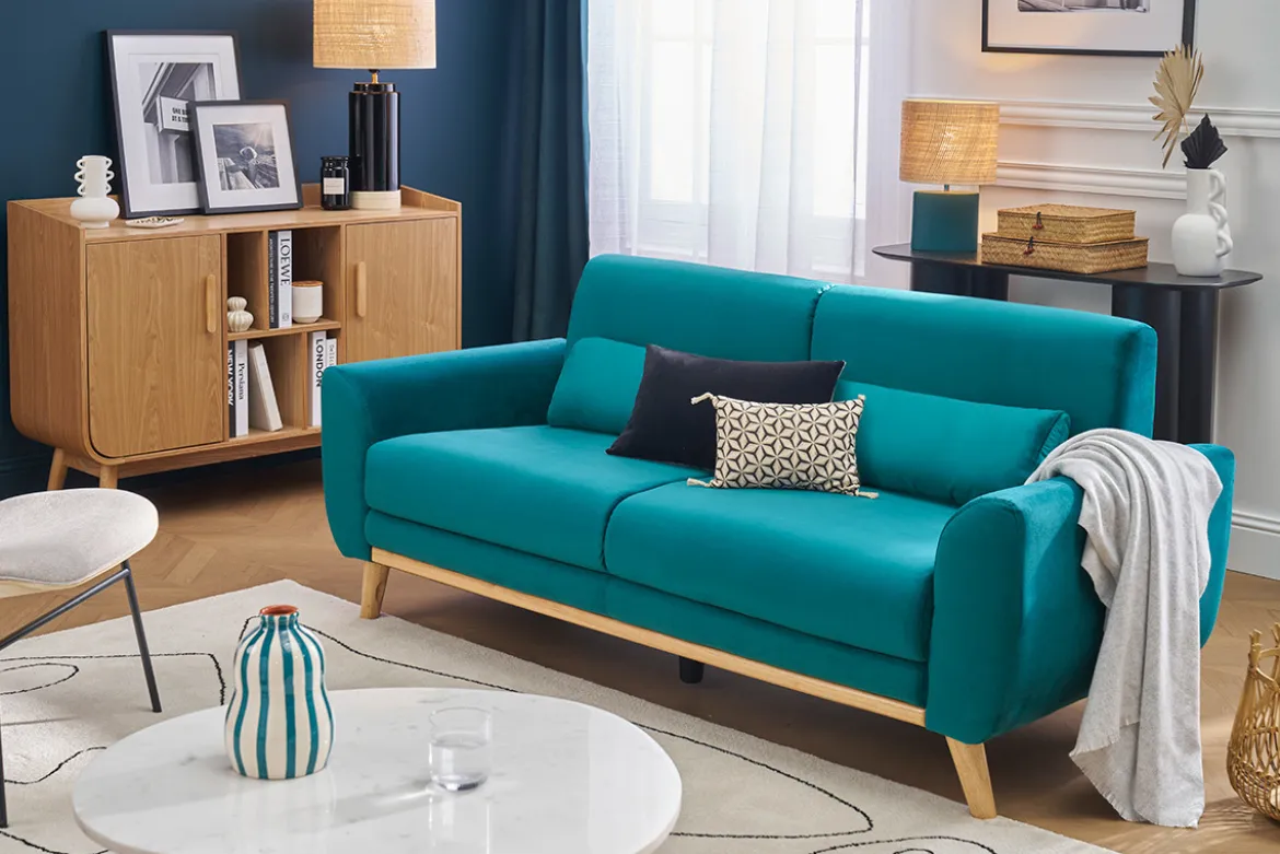 Canapé scandinave 3 places en tissu velours bleu pétrole et bois clair EKTOR