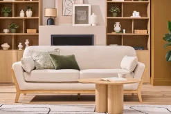 Canapé scandinave 3 places en tissu beige et bois clair YOKO