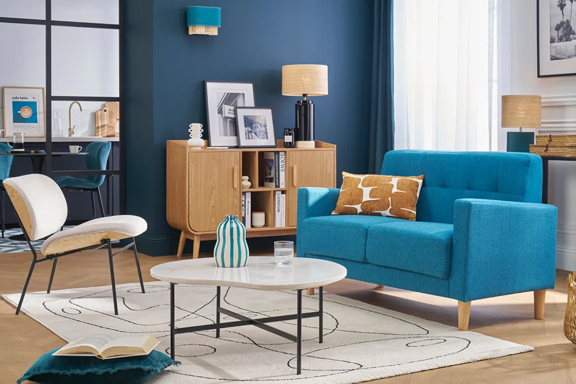 Canapé scandinave 2 places en tissu bleu canard et bois clair MOON