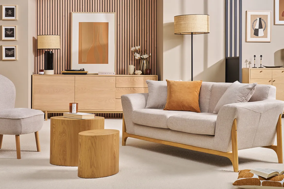 Canapé scandinave 2 places en tissu effet velours texturé beige et bois clair ASAKO
