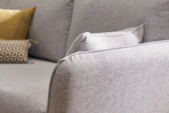 Canapé scandinave 3 places en tissu gris clair chiné et bois clair CREEP