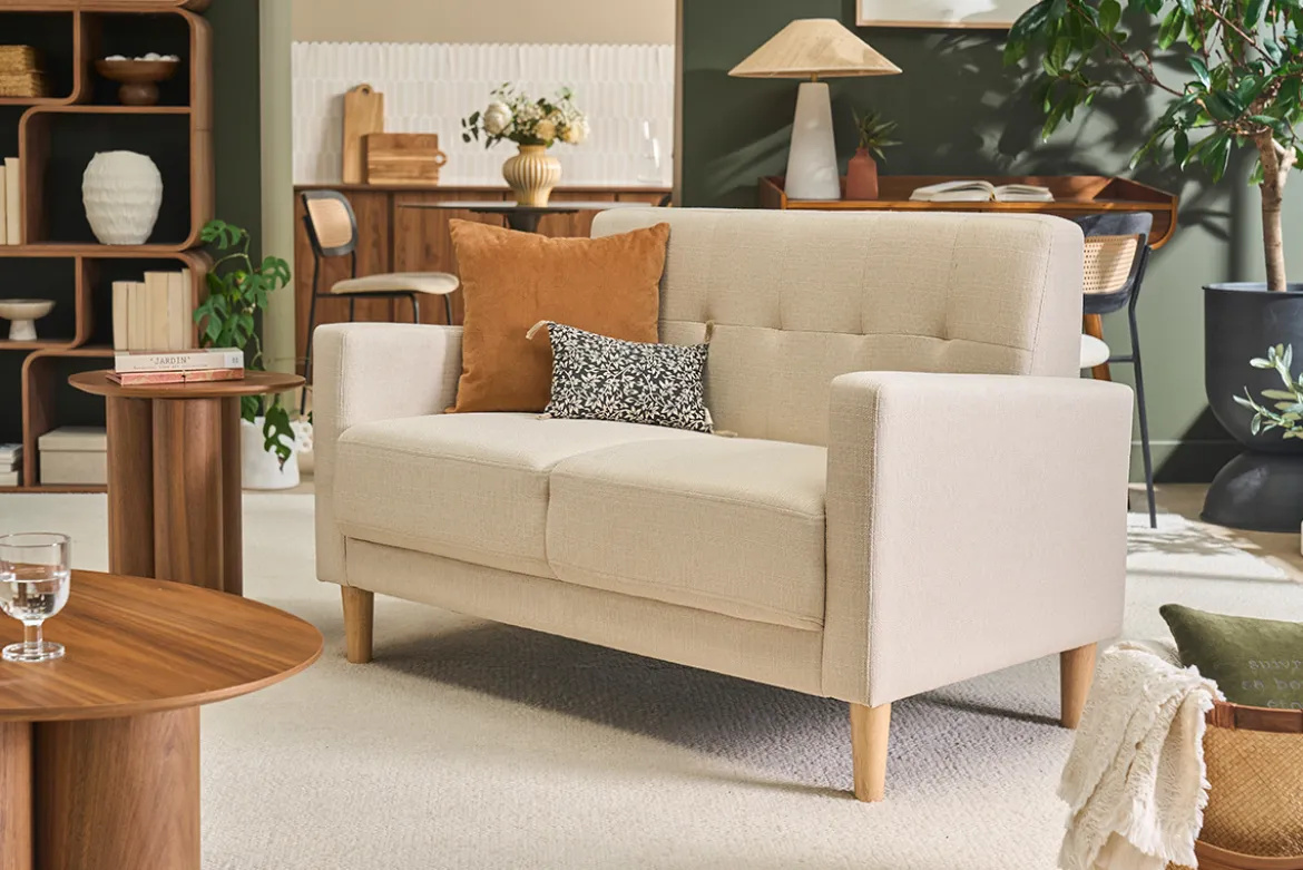 Canapé scandinave 2 places en tissu beige et bois clair MOON