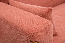 Canapé scandinave 2 places en tissu terracotta et bois clair FJORD