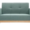 Canapé scandinave 2 places en tissu vert de gris et bois clair FJORD