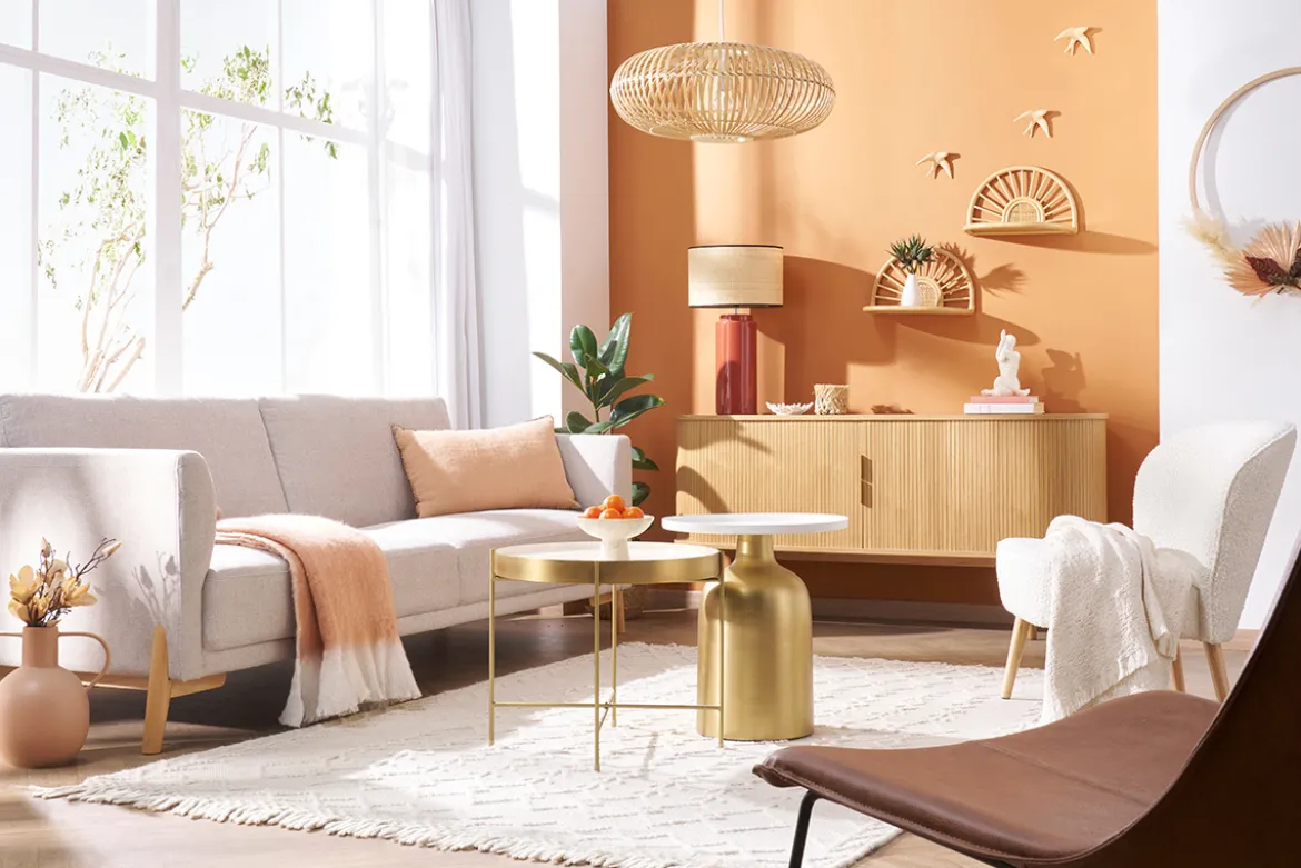 Canapé scandinave 4 places en tissu effet velours texturé beige et bois clair SINDRO