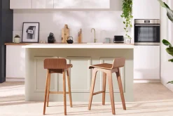 Chaise de bar scandinave bois foncé H65 cm BALTIK