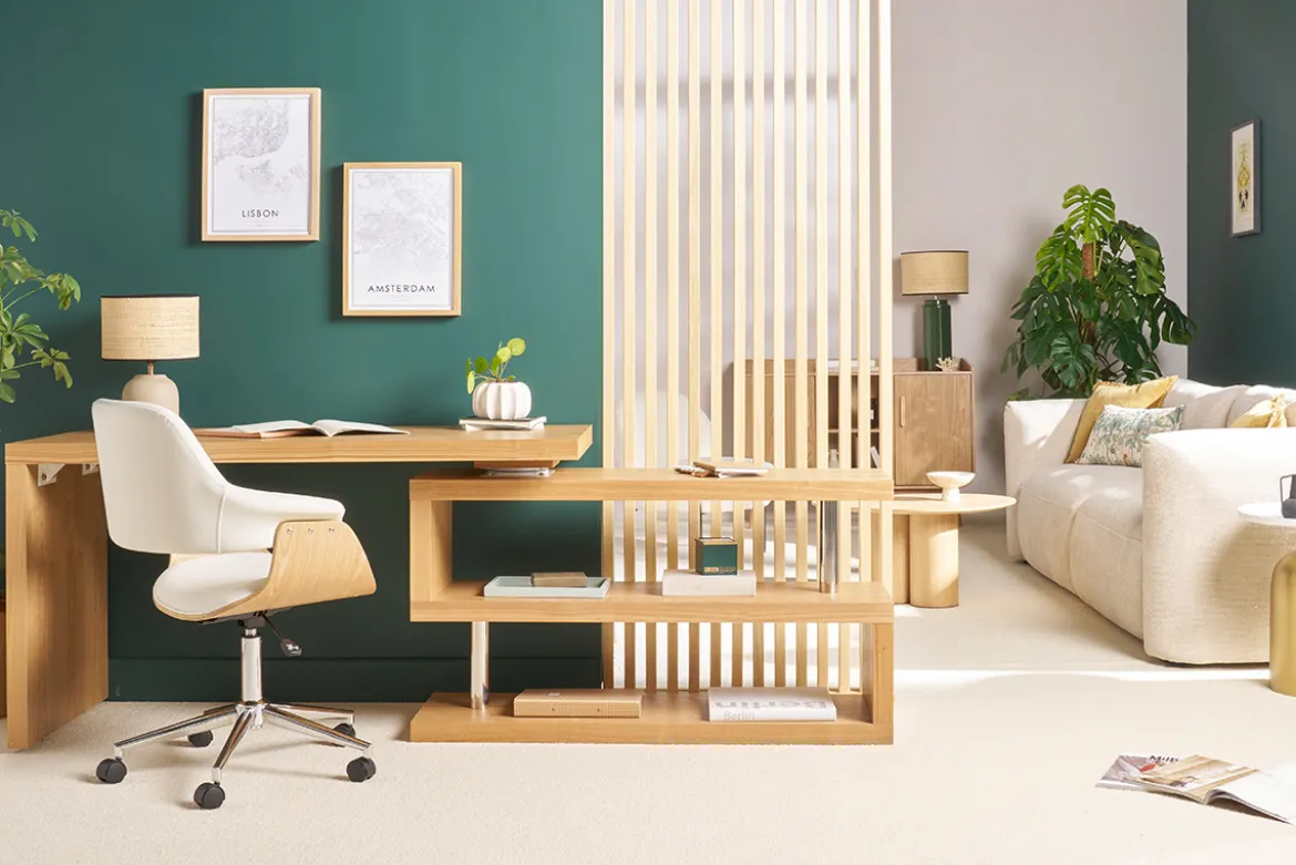 Chaise de bureau à roulettes design blanc, bois clair et acier chromé HANSEN
