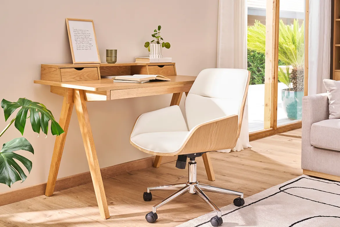Chaise de bureau à roulettes design blanc, bois clair et acier chromé MARLOW