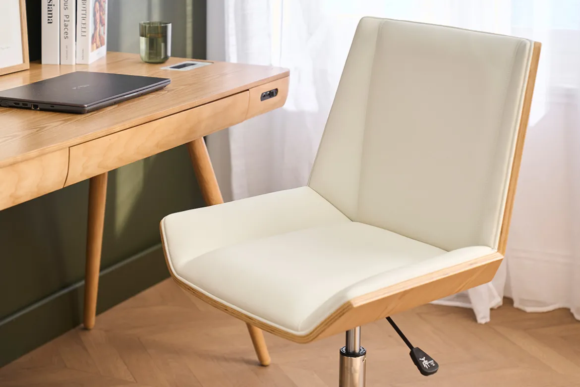 Chaise de bureau à roulettes design blanc, bois clair et acier chromé MELKIOR