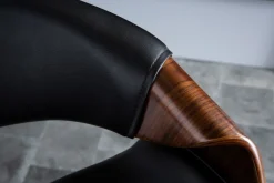 Chaise de bureau à roulettes design noir bois foncé noyer et acier chromé ARAMIS