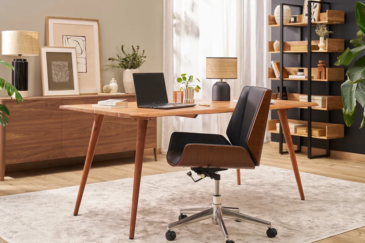 Chaise de bureau à roulettes design noir, bois foncé noyer et acier chromé CURVED