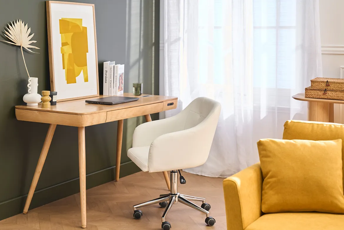 Chaise de bureau à roulettes design blanc et acier chromé BALTIK