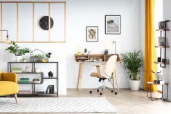 Chaise de bureau à roulettes design blanc, bois clair et acier chromé YORKE