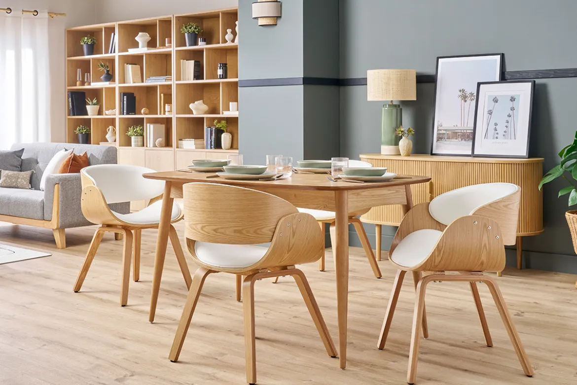 Chaise design blanc et bois clair BENT