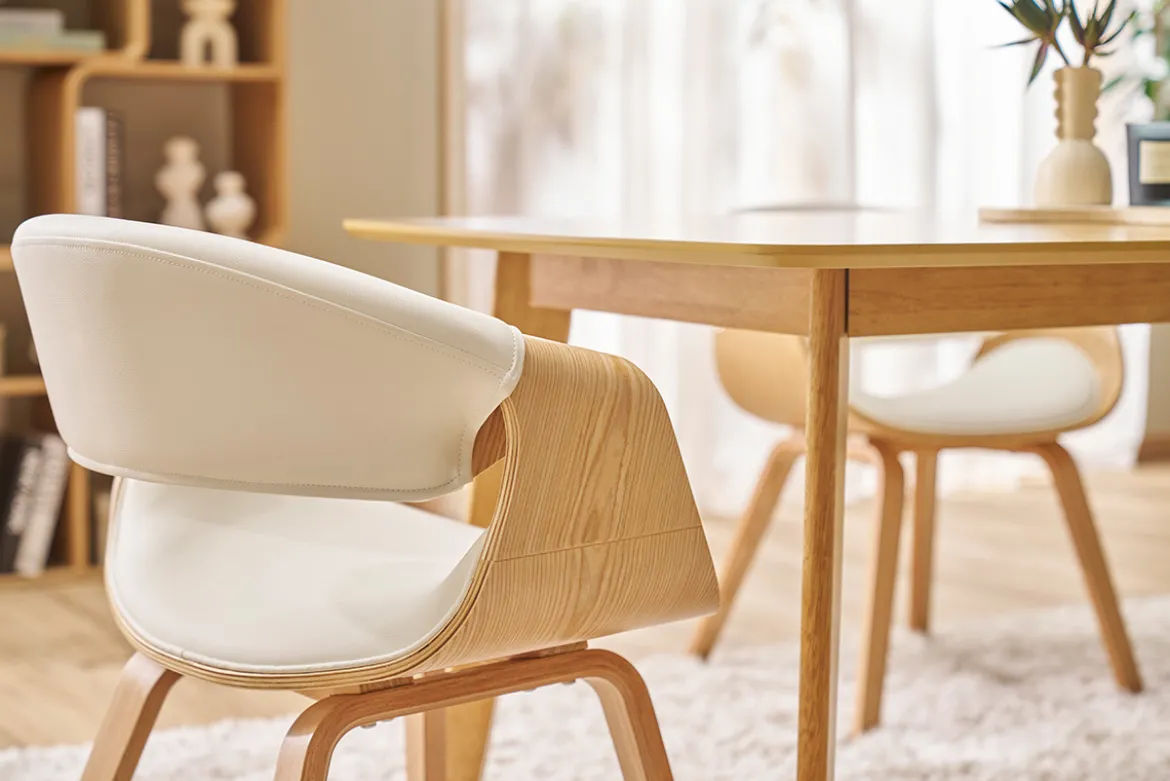 Chaise design blanc et bois clair ARAMIS